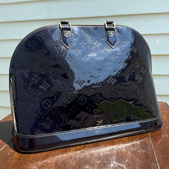 Custom Louis Vuitton Vernis Alma Bag (GM) - Picture 9 of 17